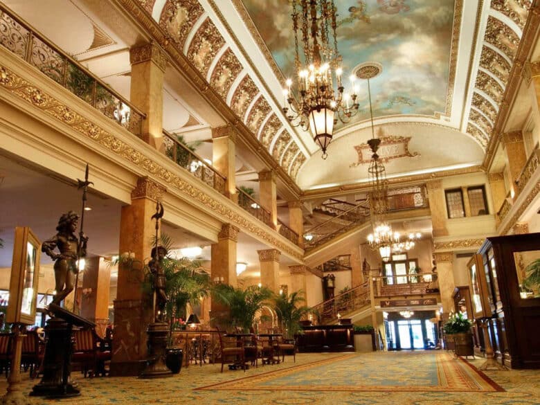 Best Areas To Stay In Milwaukee Wisconsin 2024 Best Districts   The Pfister Hotel 780x585 