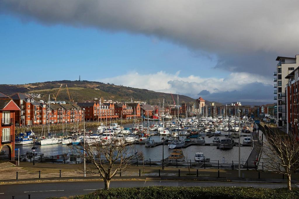 Best location in Swansea for tourists - Maritime Quarter
