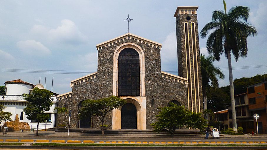 Cali's San Fernando district is named after the San Fernando Rey Church