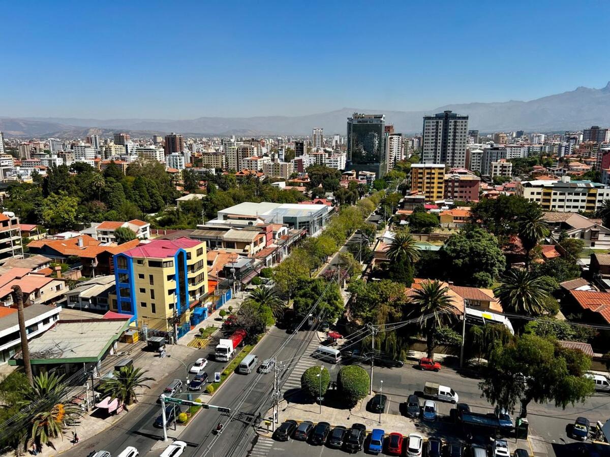 Queru Queru is home to some of the highest-rated luxury hotels in Cochabamba, making it a popular choice for business travelers.