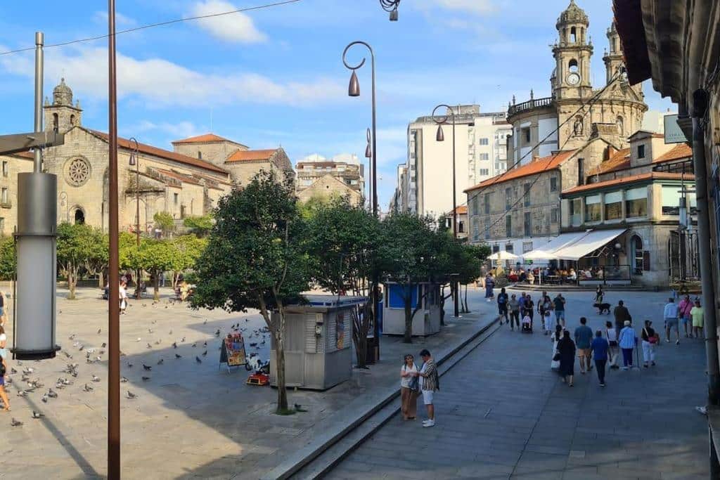 El casco antiguo es la mejor zona para alojarse en Pontevedra, España