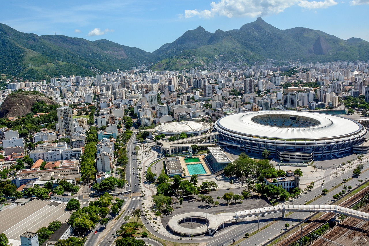 Maracanã oferece conveniência e fácil acesso ao lendário estádio.