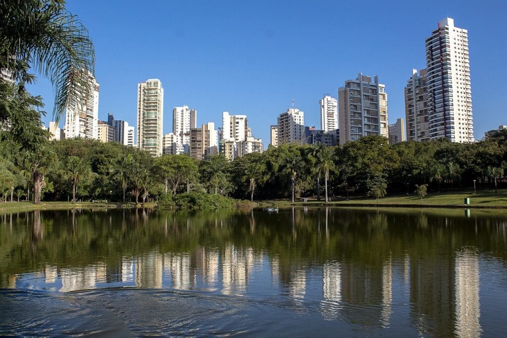 O Setor Bueno oferece excelente infraestrutura, acesso fácil a shoppings, restaurantes modernos, parques tranquilos e uma atmosfera sofisticada e segura.