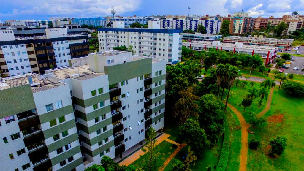 Asa Sul, in the southern part of the city, stands out for its modern infrastructure and wide range of services. With a choice of renowned restaurants and exclusive stores, it is ideal for those looking for comfort and convenience in Brasília.