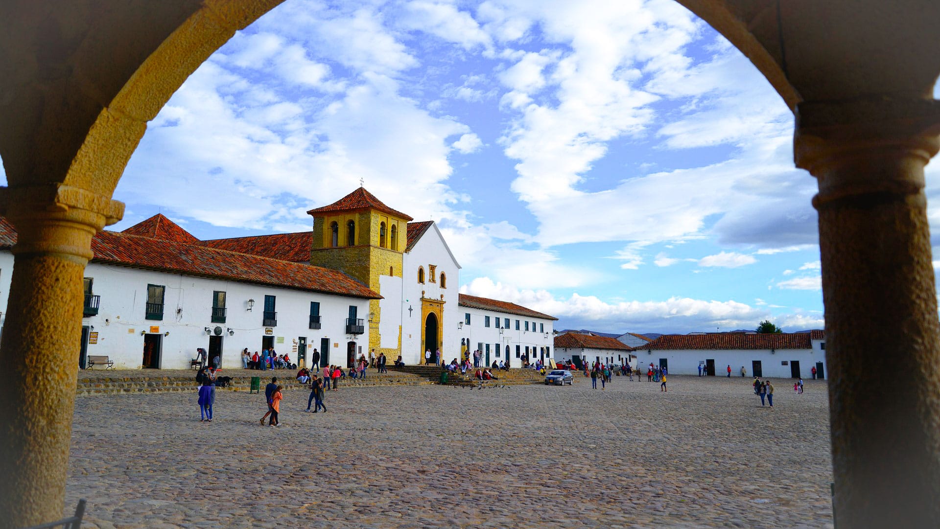 Thanks to its history, culture, and easy access, Centro Histórico is the best area to stay in Villa de Leyva.