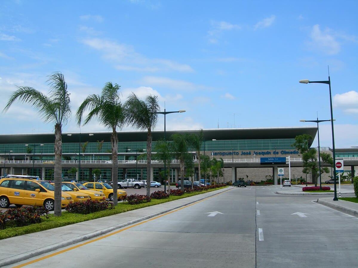 Ciudadela Simón Bolívar is a convenient location nearby Guayaquil International Airport